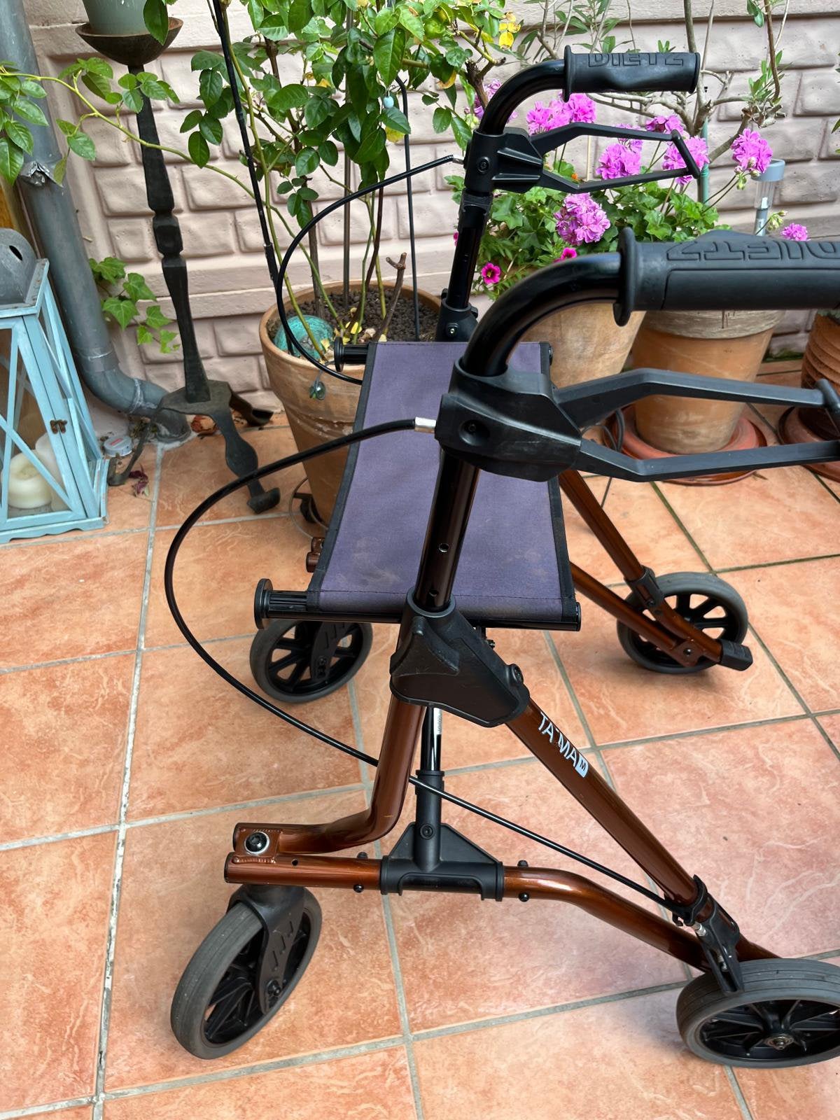 Dietz TAIMA….M Aluminium Rollator Licht, Diversen, Rollators, Ophalen, Zo goed als nieuw