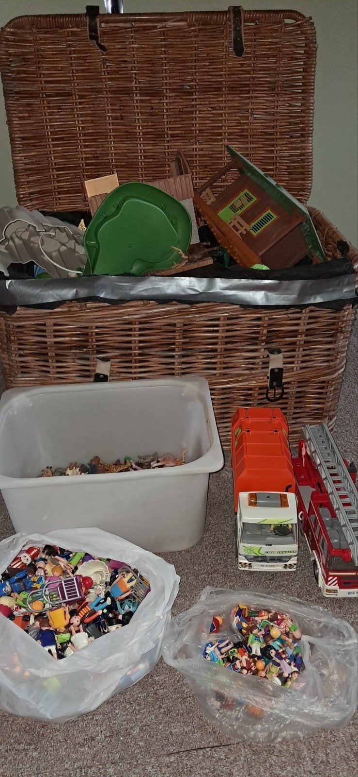 Grote Playmobil collectie met rieten mand en voertuigen, Ophalen, Gebruikt, Complete set, Overige typen