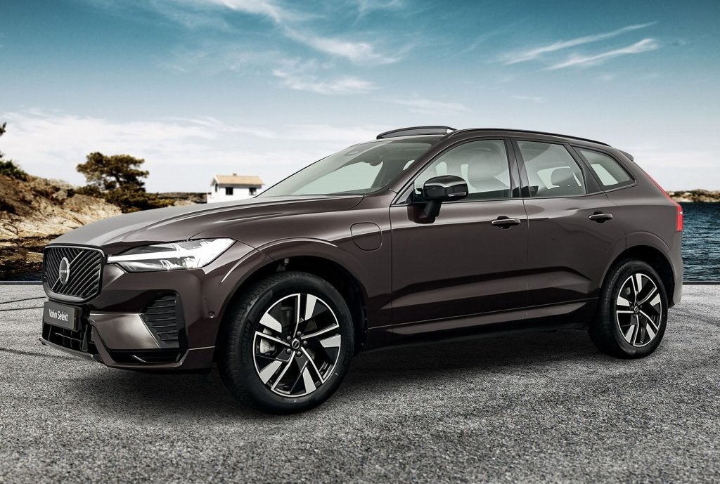 Volvo XC60 T6 398PK Recharge Ultra Dark| Pano| Trekhaak| 360, Gebruikt, Bedrijf, XC60, 2050 kg