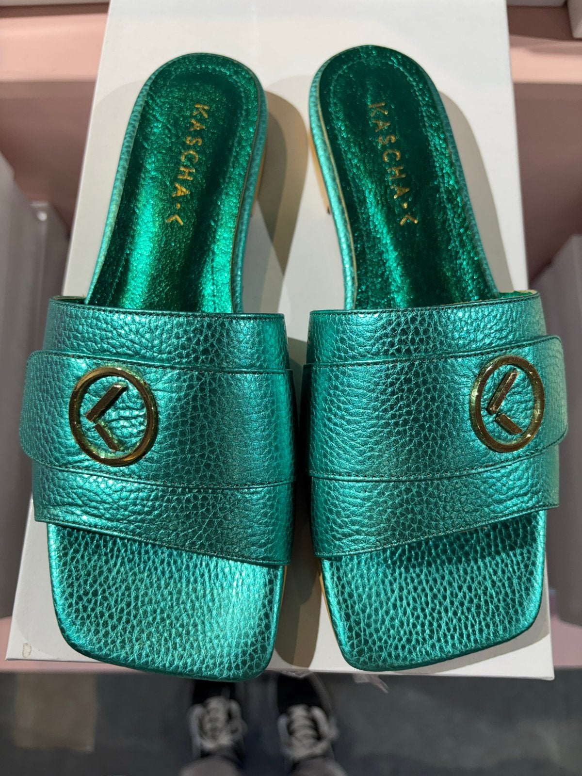 Nieuwe Kascha-C Slippers - Alle Maten, Ophalen of Verzenden, Nieuw, Groen, Slippers