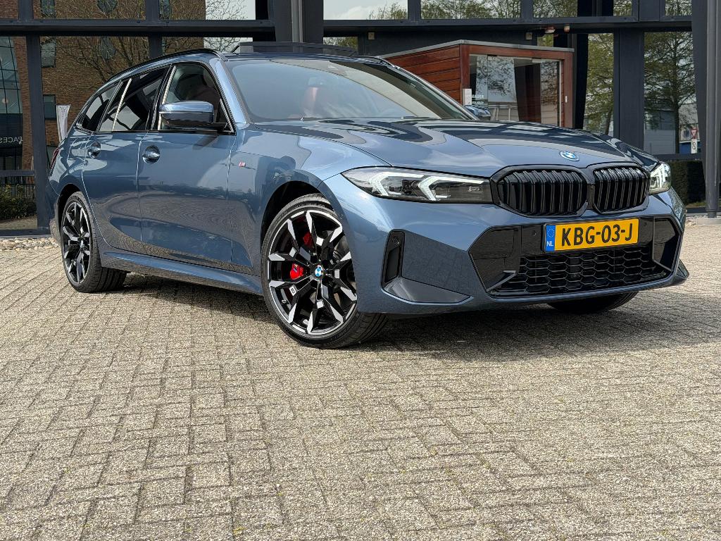 BMW 3-Serie M pack Hud Trek 330e 292pk Xdrive Aut 2025 Blauw, Auto's, 1998 cc, 4 cilinders, Blauw, Plug-in hybride