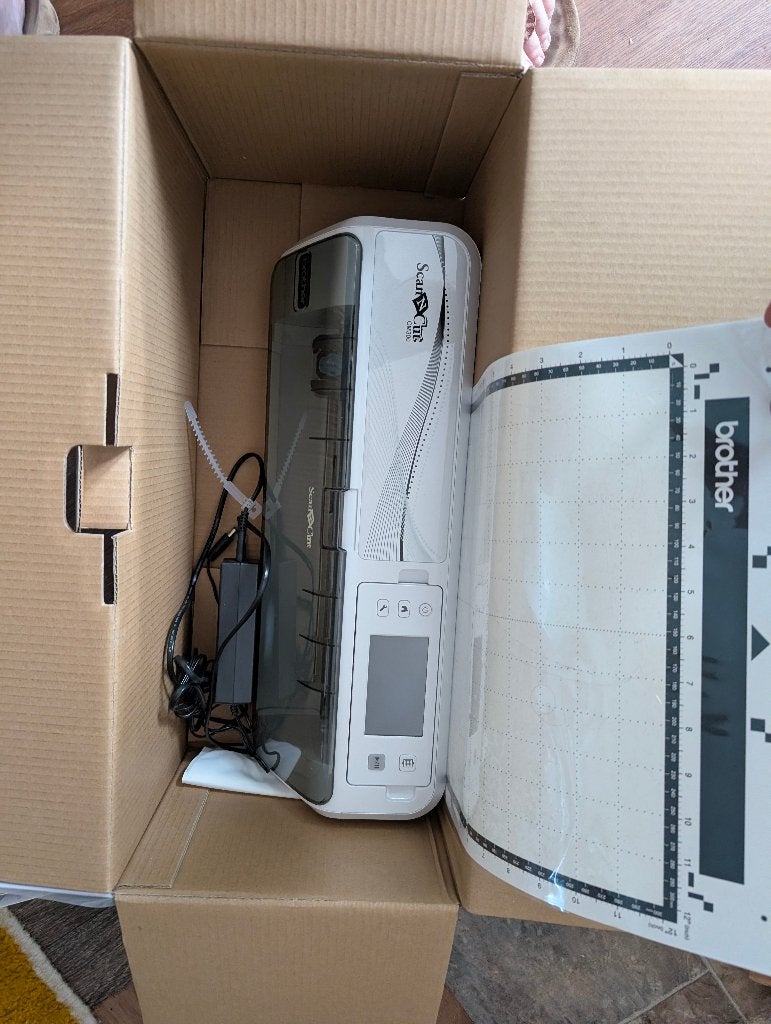 snijplotter Brother CM 300, Ophalen, Nieuw, Kunststof, Machine