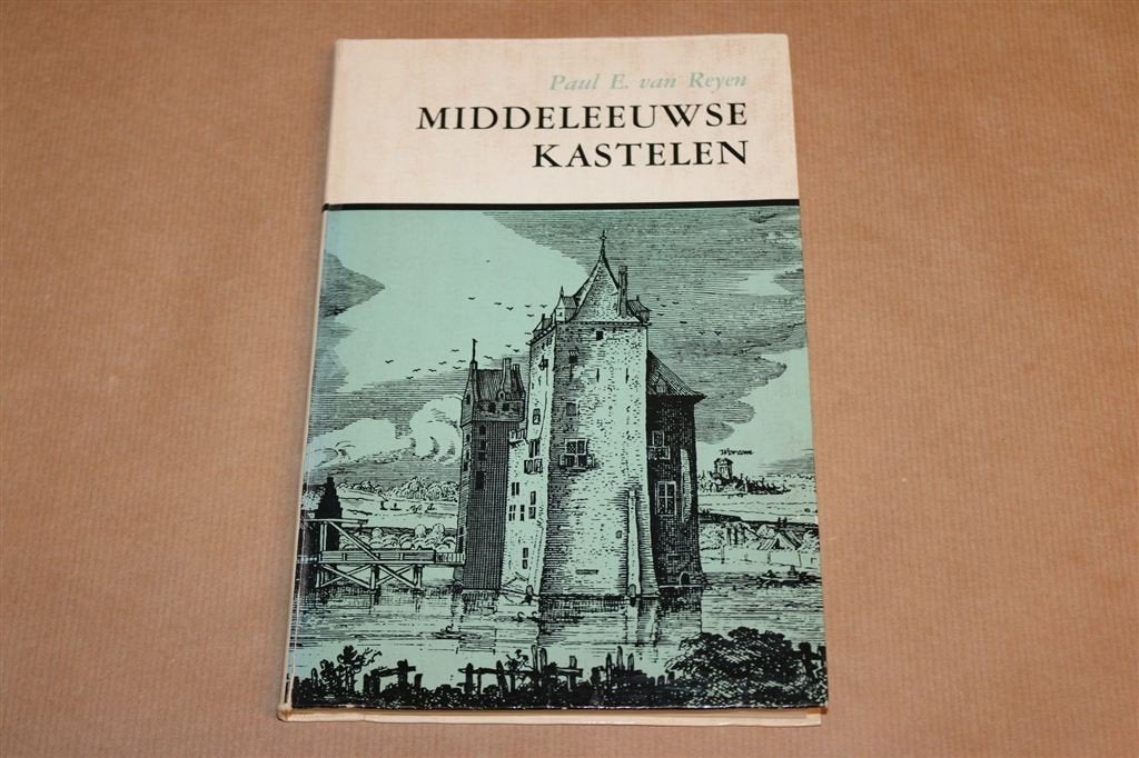 Middeleeuwse Kastelen in NL — Burchten en Verdediging 1965, Ophalen of Verzenden, Gelezen