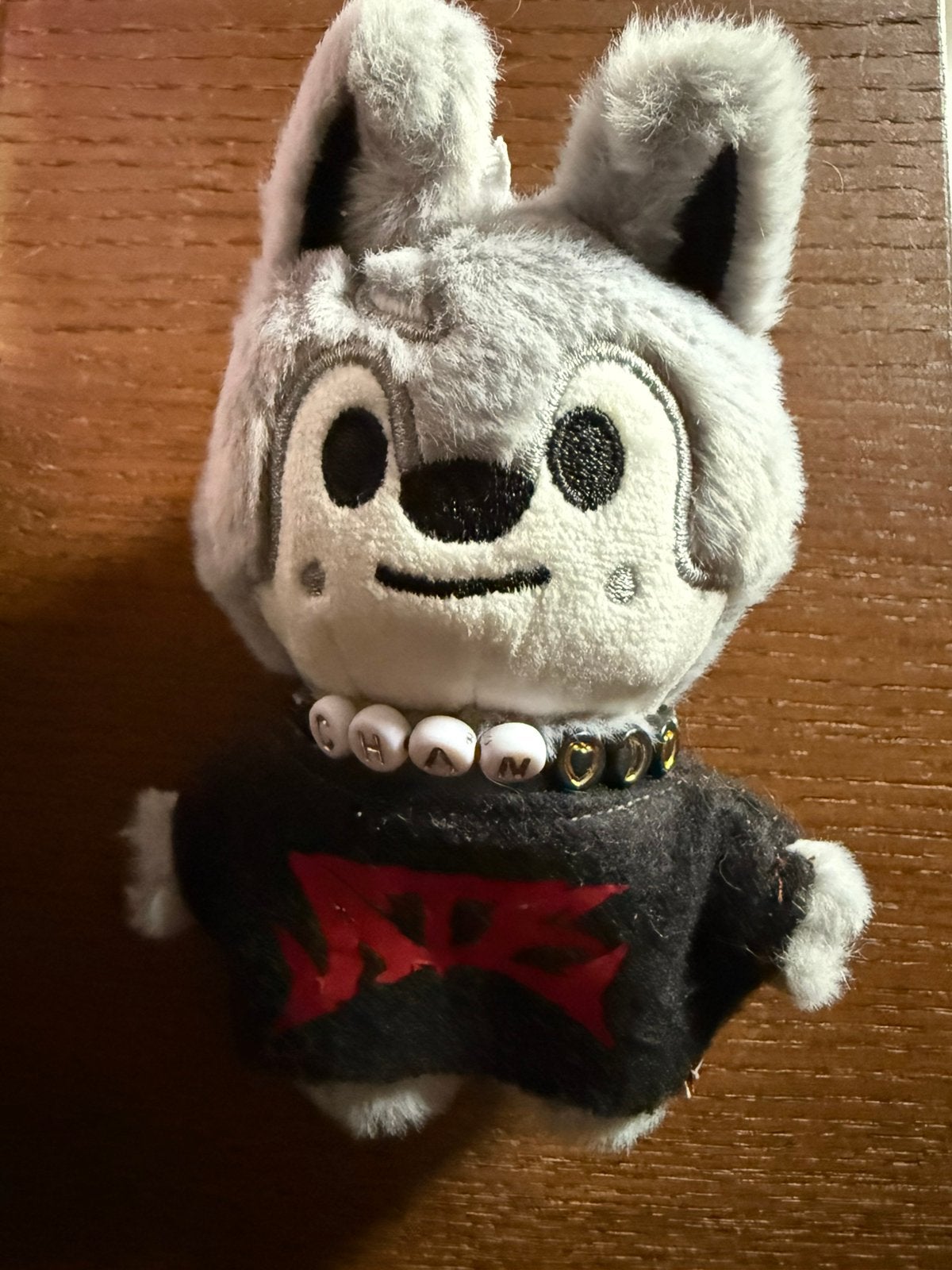 Bang Chan Stray Kids Wolfchan skzoo ATE knuffel, Ophalen of Verzenden, Zo goed als nieuw, Pop, Beeldje of Miniatuur