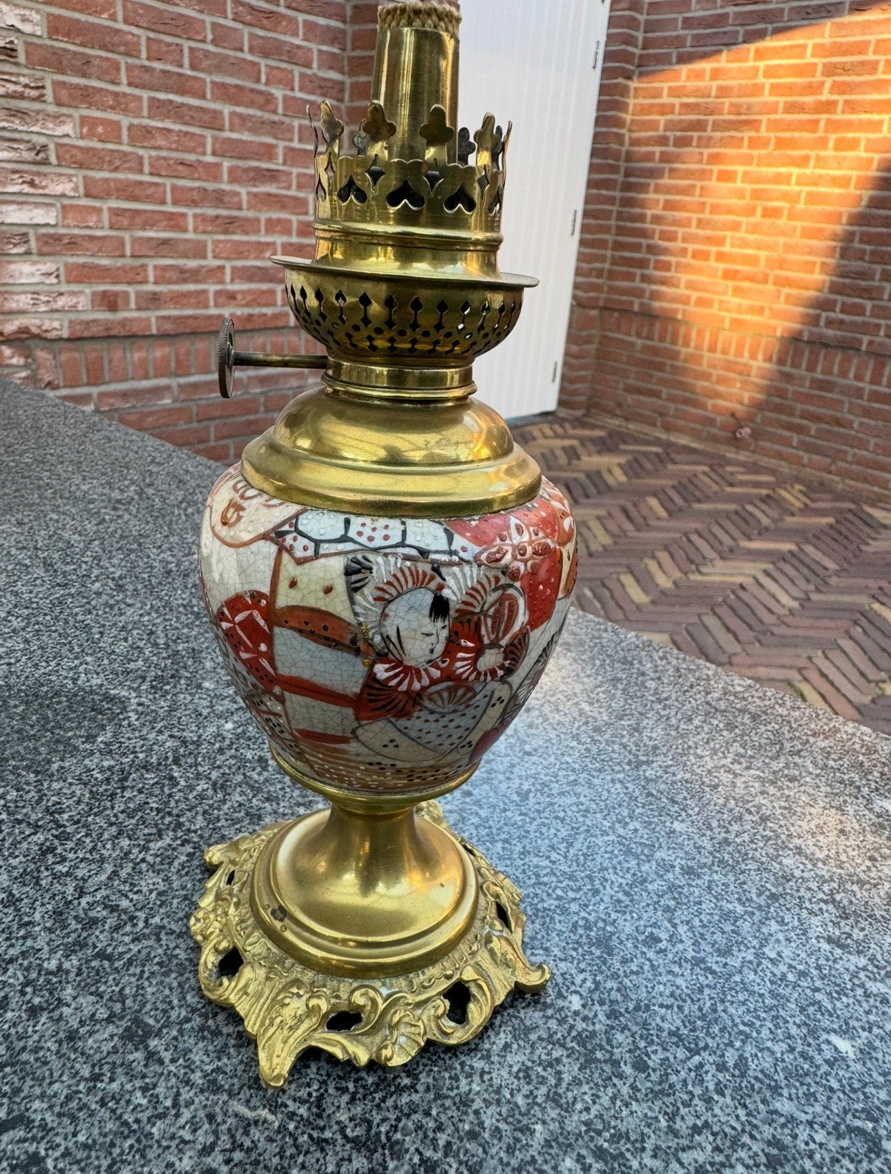 Antiek petroleum lamp met originele oude brander, Antiek en Kunst, Ophalen of Verzenden