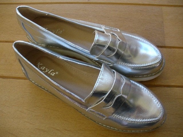 KAYLA loafers zilver maat 40 - nieuw -, Kleding | Dames, Schoenen, Overige kleuren, Instappers, Nieuw, Ophalen of Verzenden