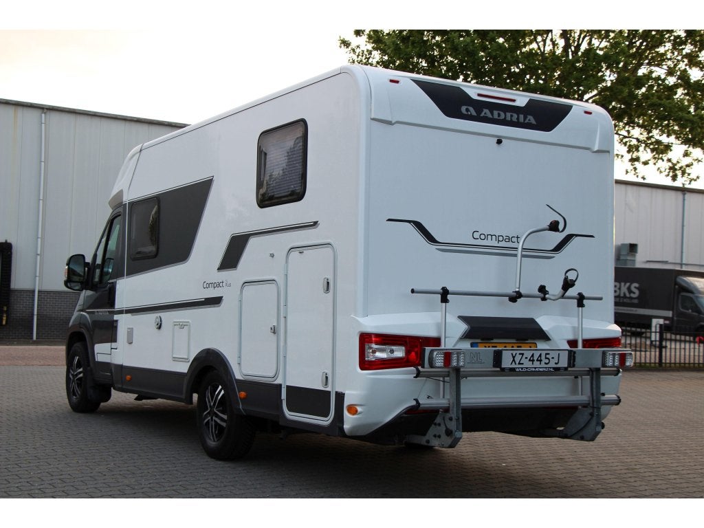 Adria Compact SL - 130PK AUTOM - ENKELE BEDDEN - LVL SYSTEEM, Caravans en Kamperen, Ringverwarming, Fiat, Tot en met 2, 6 tot 7 meter