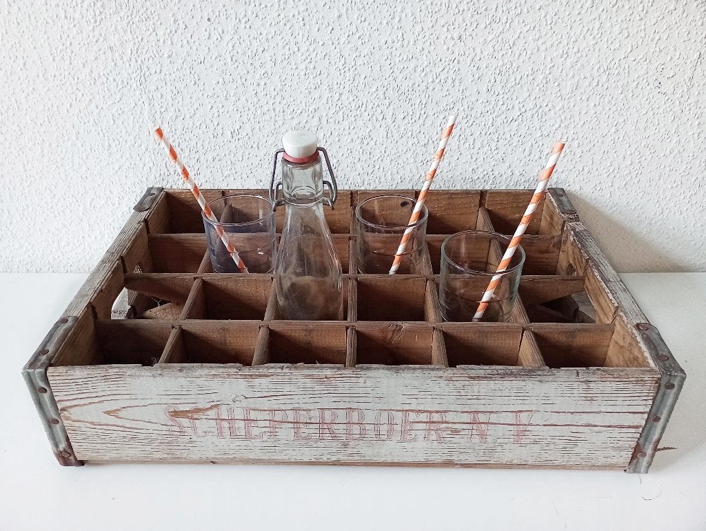 oud houten kistje / kratje met 24 vakken, Minder dan 50 cm, Gebruikt, Ophalen of Verzenden, Minder dan 50 cm