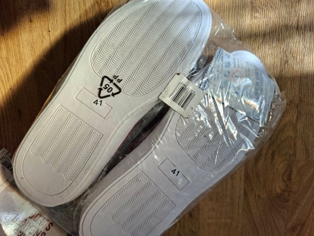 Stoere damessneakers maat 41, bordeaux rood, Ophalen, Overige kleuren, Nieuw, Sneakers of Gympen
