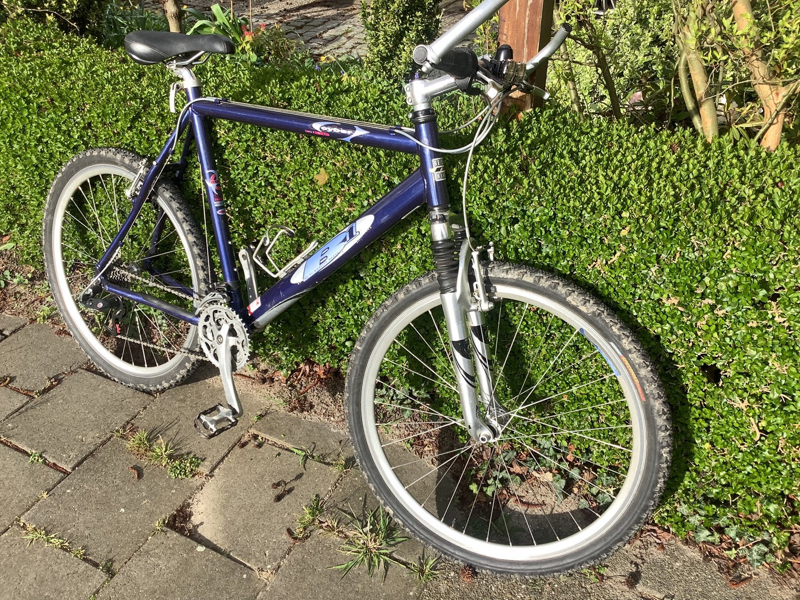 MTB, B 1 , 26 inch ,  3x8 speed , licht gew., Ophalen, Zo goed als nieuw, Overige merken