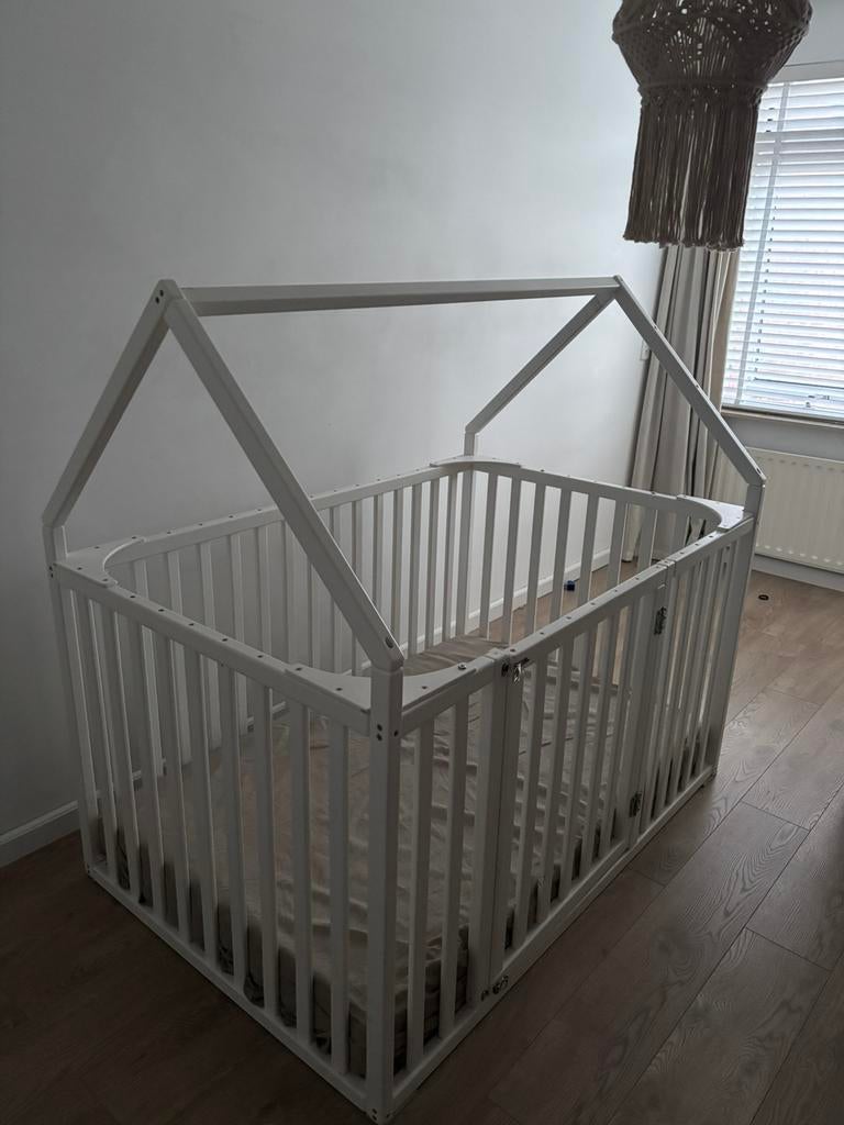 Bedhuis/grondbed, 85 tot 100 cm, Ophalen of Verzenden, Zo goed als nieuw, Matras
