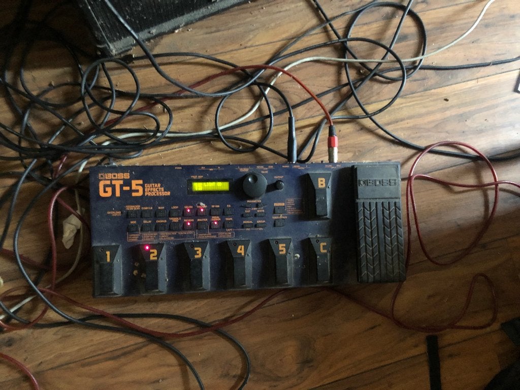 Boss GT-5 multi effect pedaal, Muziek en Instrumenten, Ophalen, Zo goed als nieuw, Multi-effect