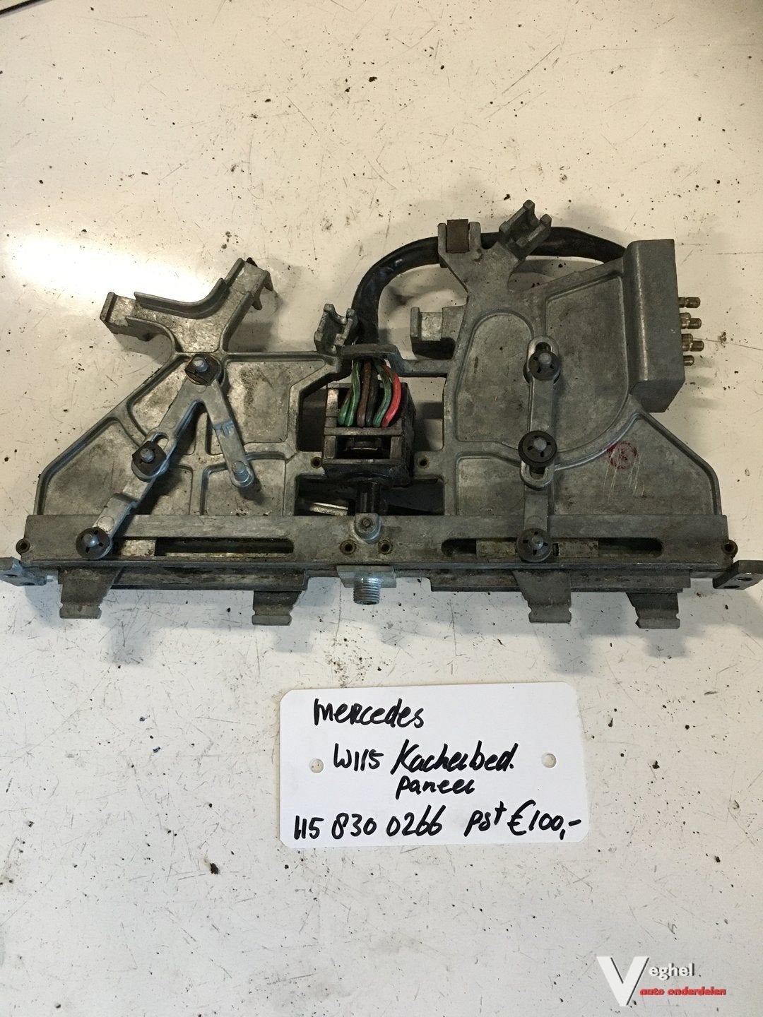 Mercedes W115 Kachelbediening 115 830 0266, Auto-onderdelen, Gebruikt, -, -, Ophalen of Verzenden