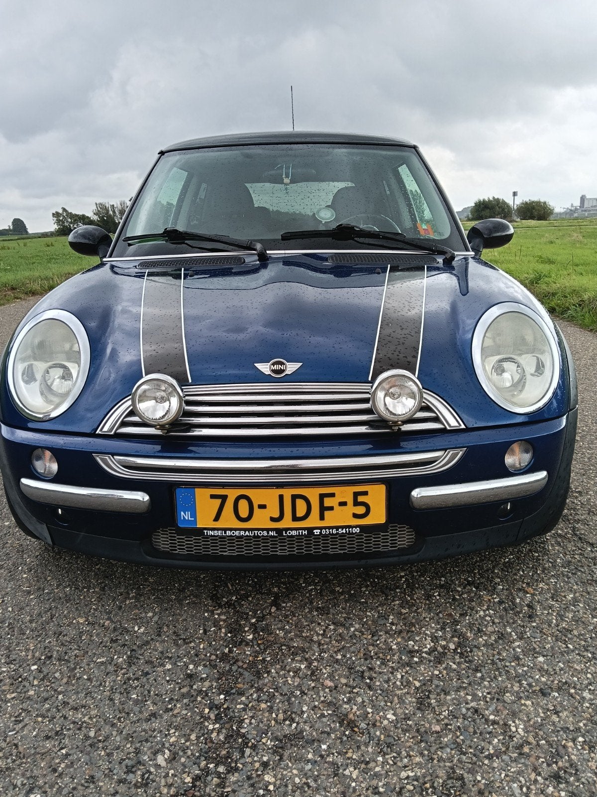 Mini 1.6 16V Cooper 2003 Blauw, Auto's, Voorwielaandrijving, 15 km/l, 4 cilinders, Parkeersensor