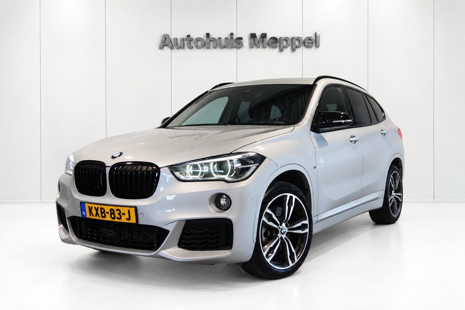 BMW X1 sDrive20i M-Sport*Head-Up*Memory*LED+*PDC*Cruise-cont, Auto's, 1998 cc, Bedrijf, SUV of Terreinwagen, 750 kg
