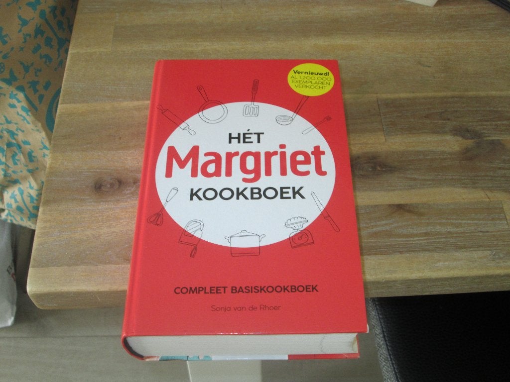 Hét Margriet Kookboek - Compleet Basiskookboek, Italië, Voorgerechten en Soepen, Sonja van de Rhoer, Ophalen of Verzenden