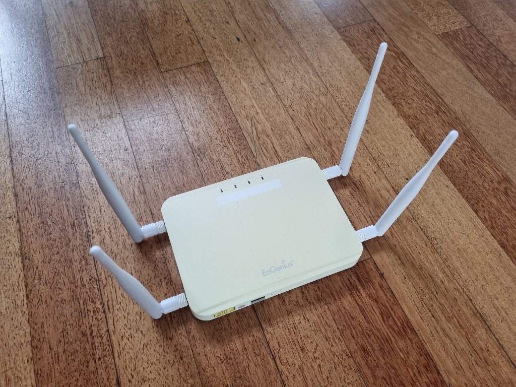 EnGenius ECB1200, Access point, repeater, ZGAN, Ophalen of Verzenden, Zo goed als nieuw, EnGenius