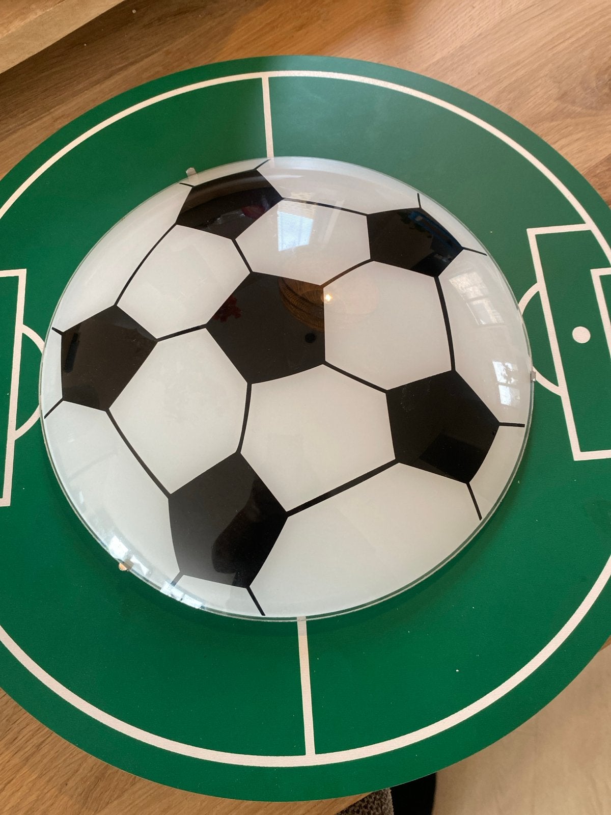 Voetbal plafondlamp - perfect voor de kinderkamer!, Overige merken, Zwart, Overige fittingen, Ophalen of Verzenden