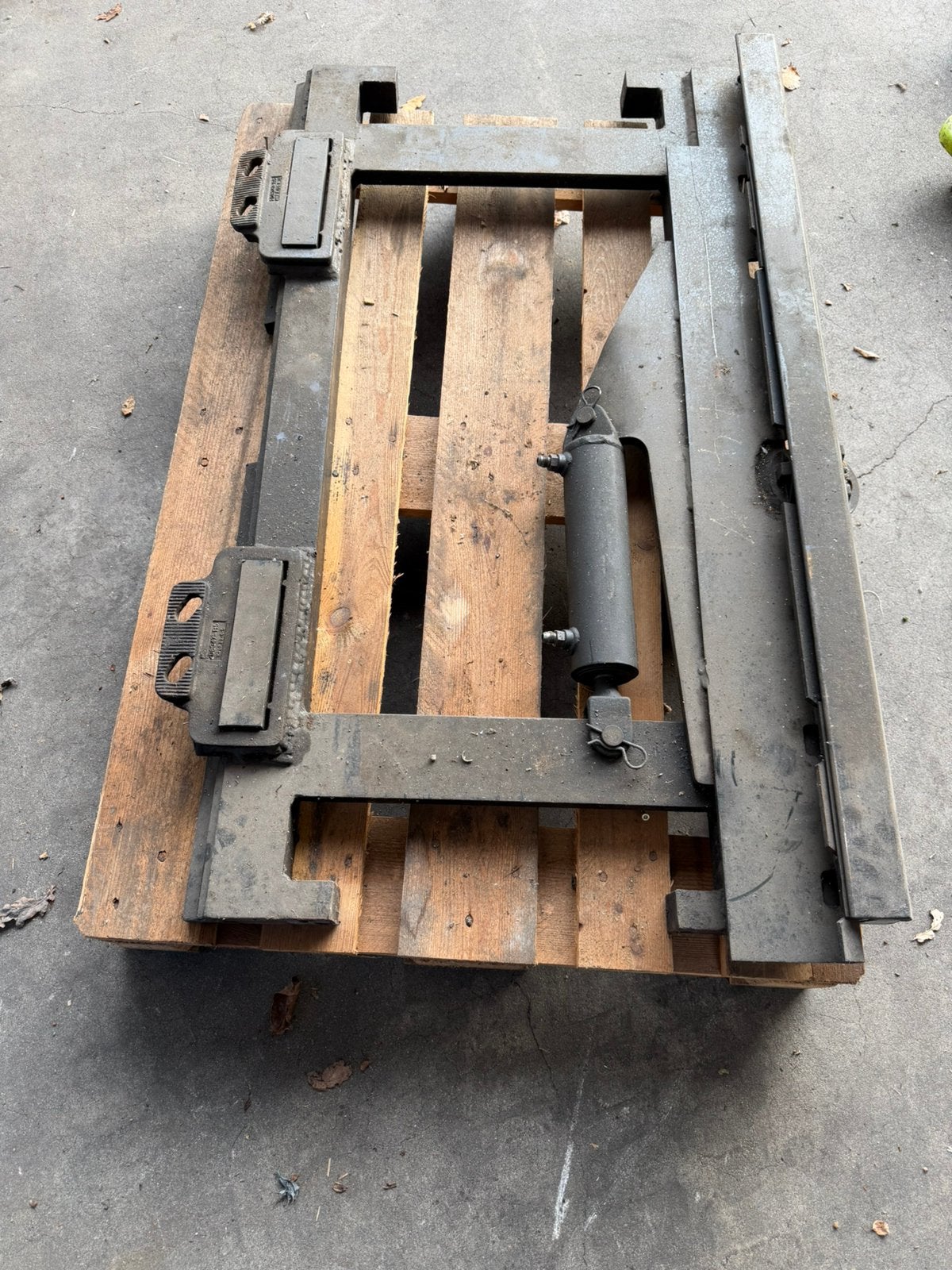 Side shift borden fem 4.   3 stuks, Ophalen, Gebruikt