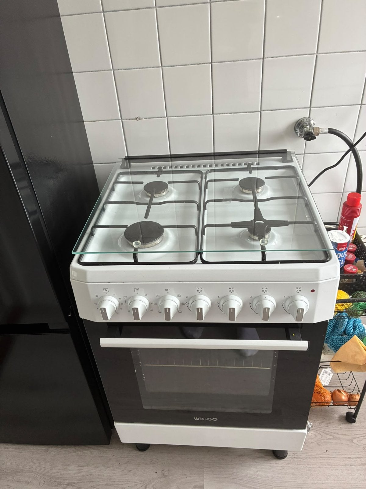 Wiggo gasfornuis met oven – nauwelijks gebruikt, Ophalen, 4 kookzones, Zo goed als nieuw, Gas