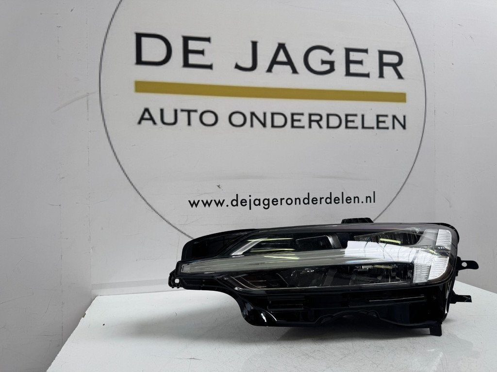 VOLVO V60 S60 FULL LED HIGH BEAM KOPLAMP LINKS 32228809, Auto-onderdelen, Verlichting, Gebruikt, Gunnar Engellaus vag 8
405 31  Gothenburg, SE