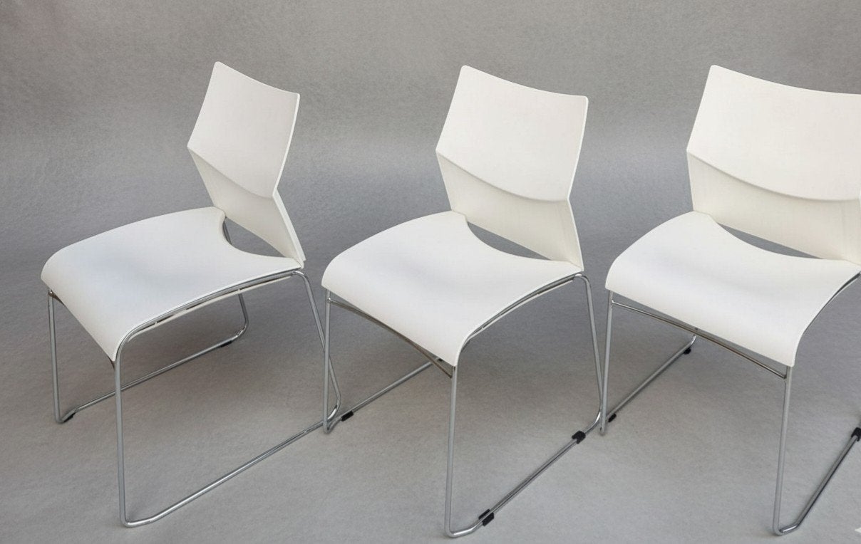 40 x Design stoelen wit buisframe kantine vergaderstoelen, Kunststof, Wit, Ophalen of Verzenden, Zo goed als nieuw