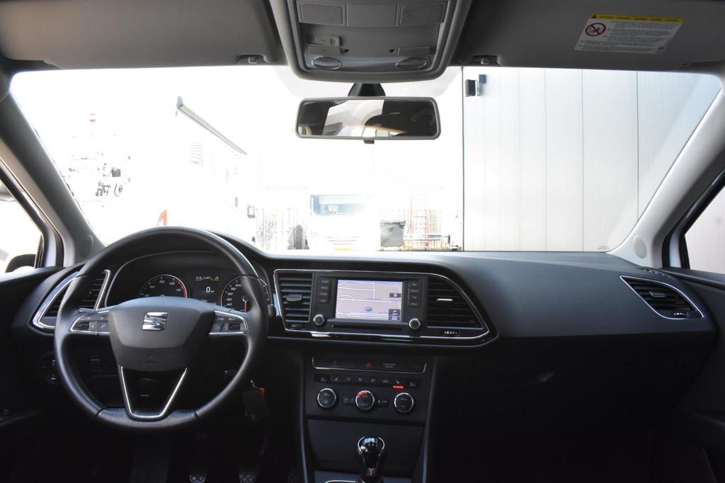 SEAT Leon 1.2 TSI Style | NAVI | CRUISE | STOELVERWARMING |, Voorwielaandrijving, Stof, Gebruikt, 4 cilinders