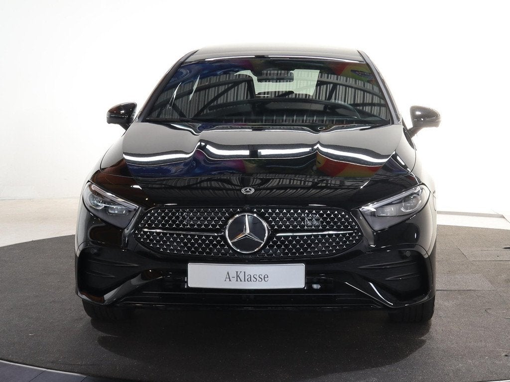 Mercedes-Benz A-klasse 250e Business Solution AMG | Panorama, Auto's, Mercedes-Benz, 4 cilinders, Automatische klimaatregeling