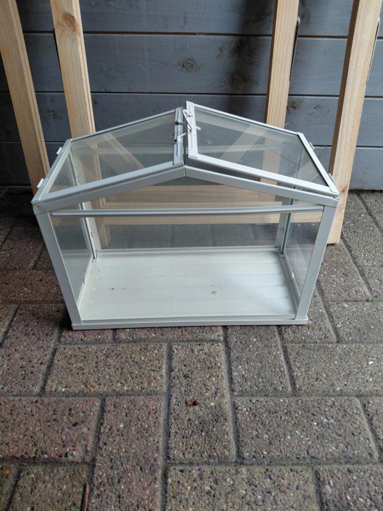 Mini kas, Ophalen, Glas