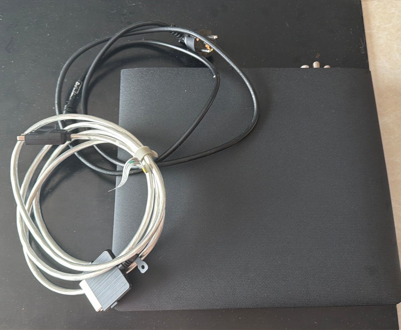 Samsung One Connect box + kabels, Ophalen of Verzenden, Zo goed als nieuw, 100 Hz, Samsung