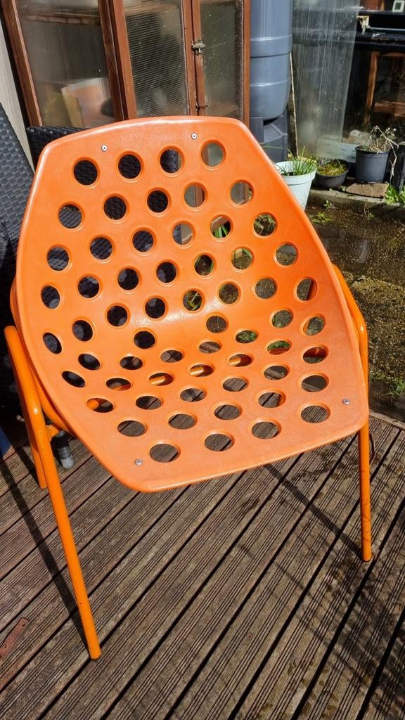 Design klassieker, pierre guariche, deauville kuipstoel., Ophalen, Gebruikt, Overige kleuren, Eén