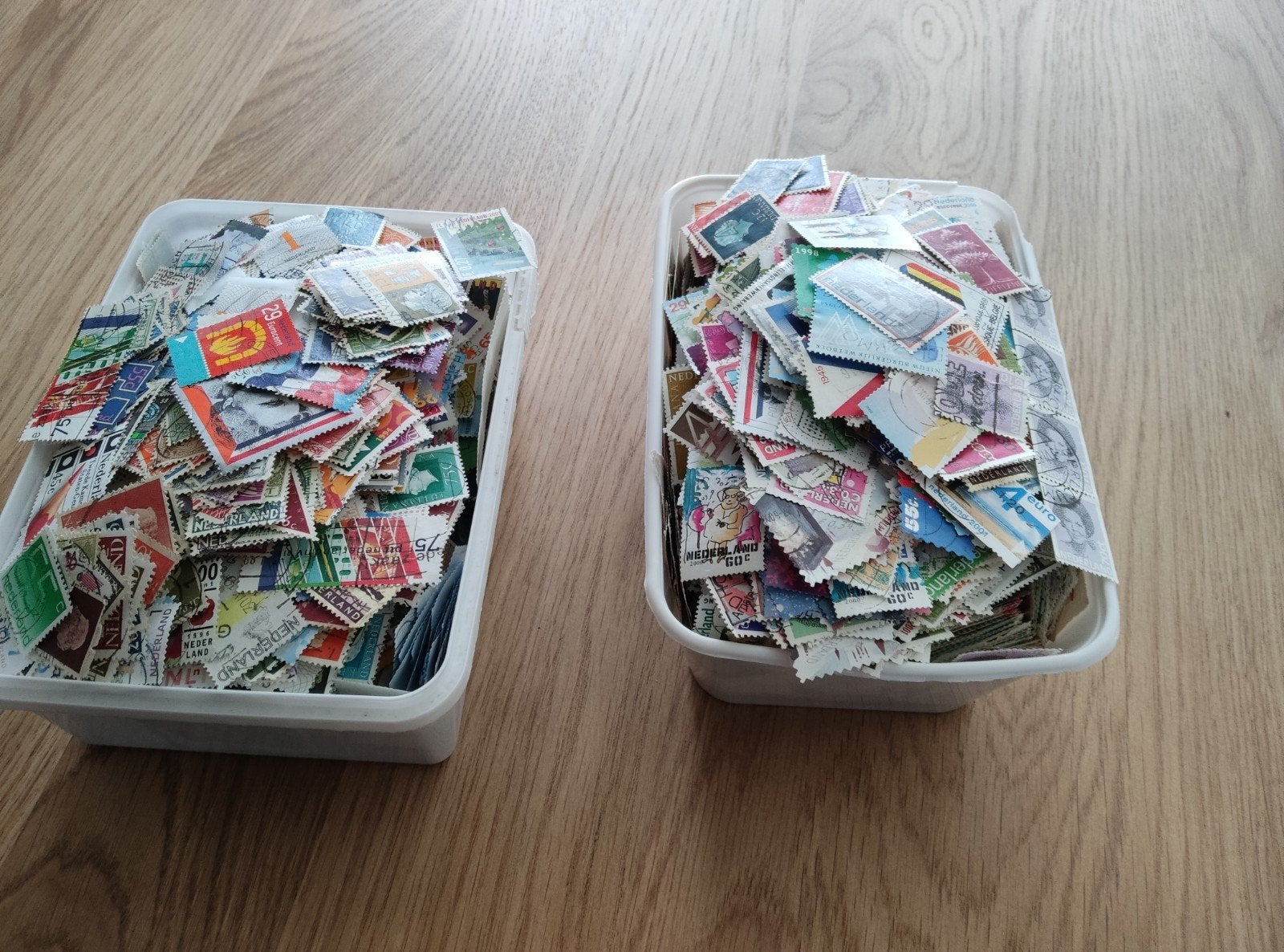 Heel veel Nederlandse postzegels, Postzegels en Munten, Postzegels | Nederland, Ophalen