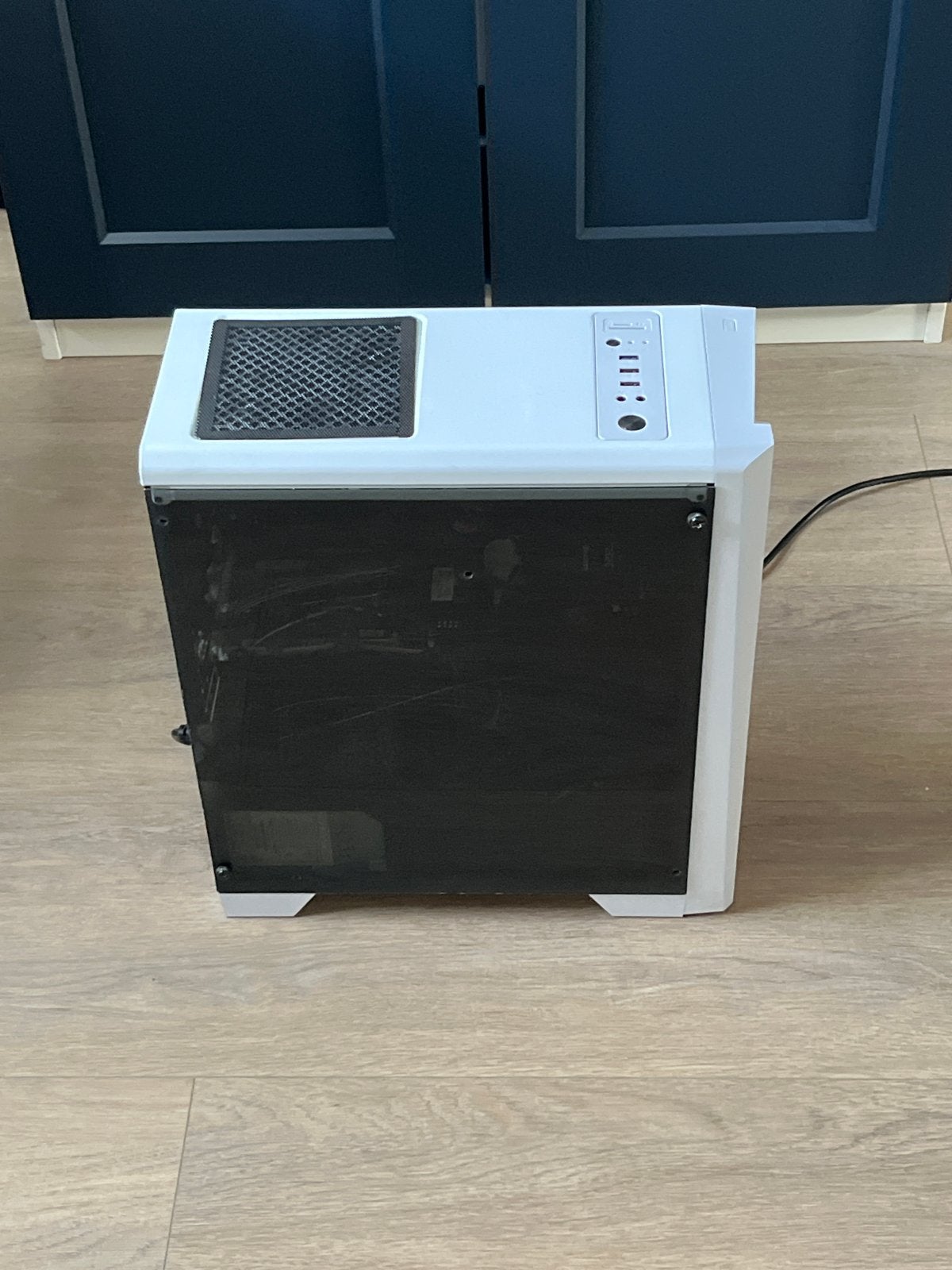 Gaming PC - Wit met RGB-verlichting, Computers en Software, Desktop Pc's, 8 GB, Ophalen of Verzenden, Zo goed als nieuw, Gaming