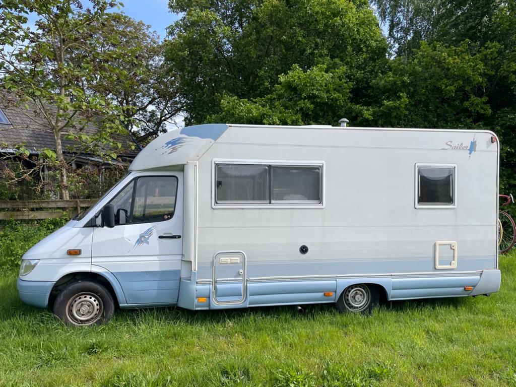 Rimor camper Mercedes Sprinter 130 pk - APK t/m mei 2027, Ringverwarming, Particulier, Airconditioning, Half-integraal