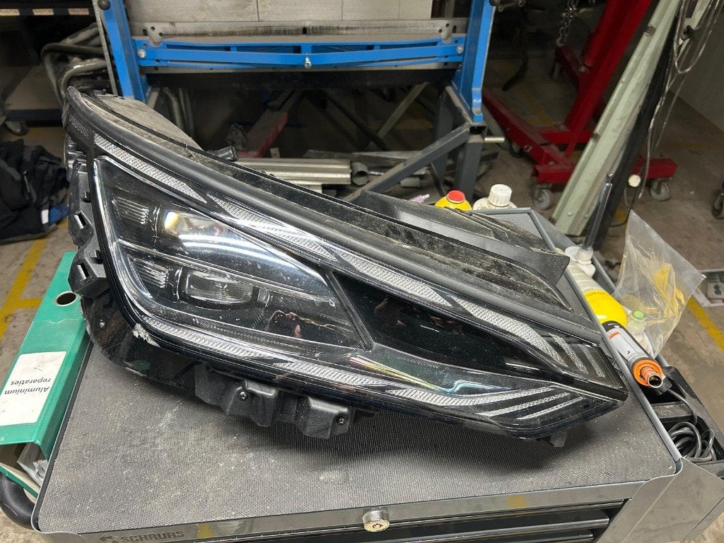 Kia Sportage NQ5 LED Koplamp Rechts 2022+ Origineel | Schade, Ophalen of Verzenden, Kia, Gebruikt, Kia