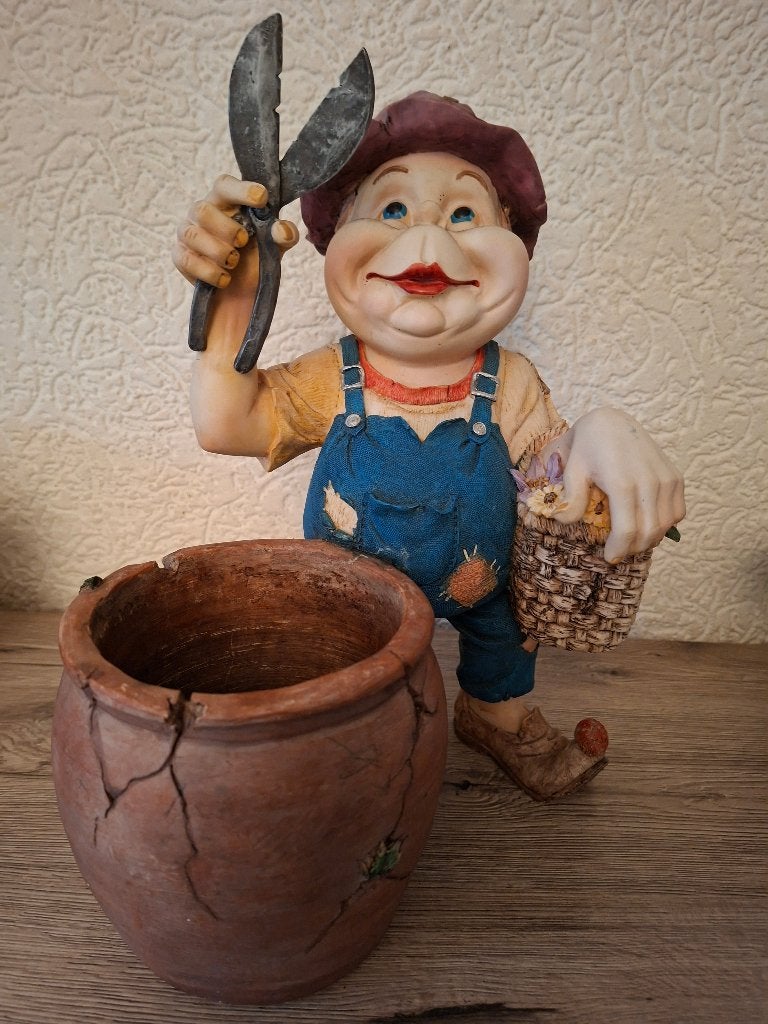 laven efteling tuinman met de heggeschaar, Ophalen of Verzenden, Zo goed als nieuw, Beeldje of Poppetje