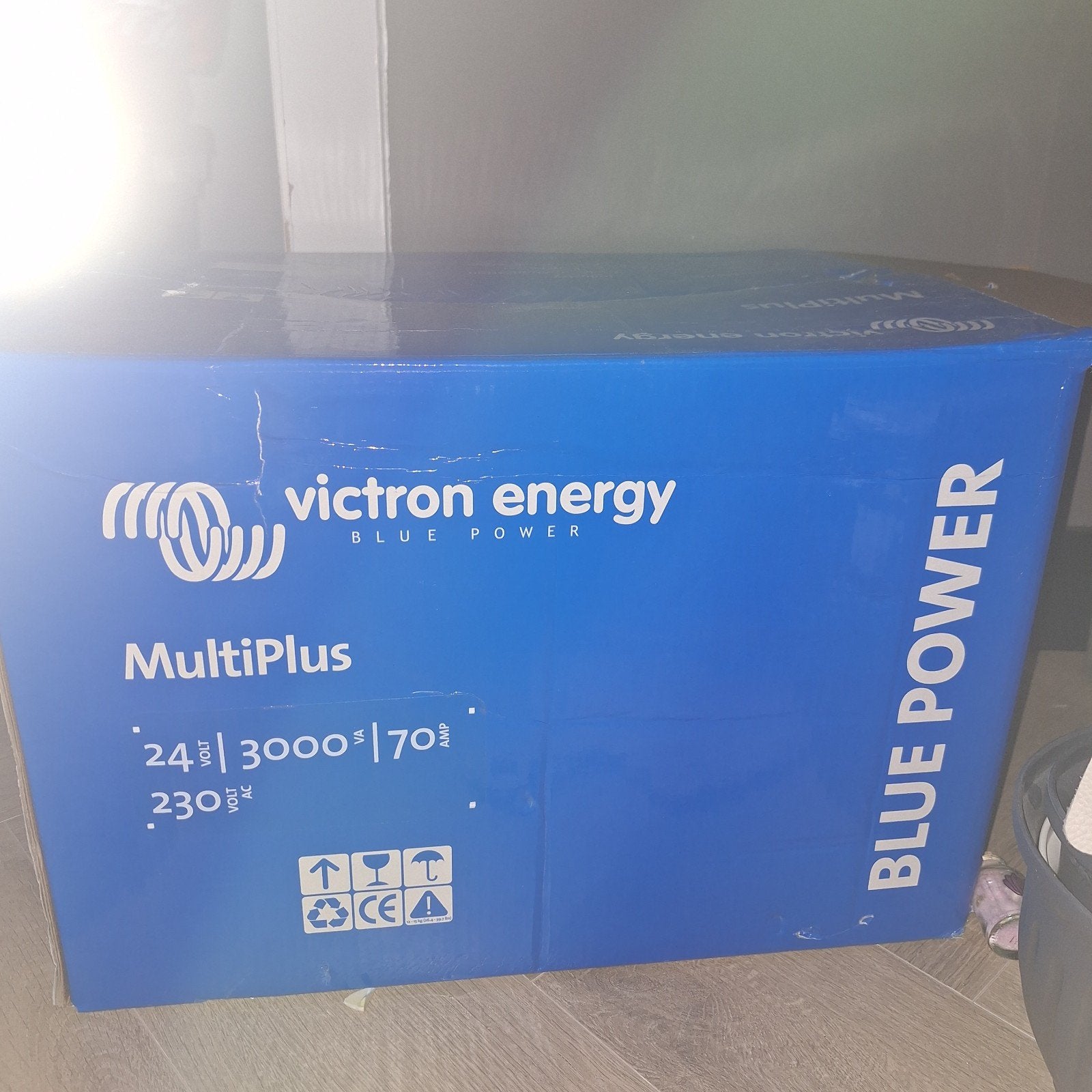 Victron Energy MultiPlus 24V 3000W 70A Omvormer/Lader, Ophalen of Verzenden, Nieuw