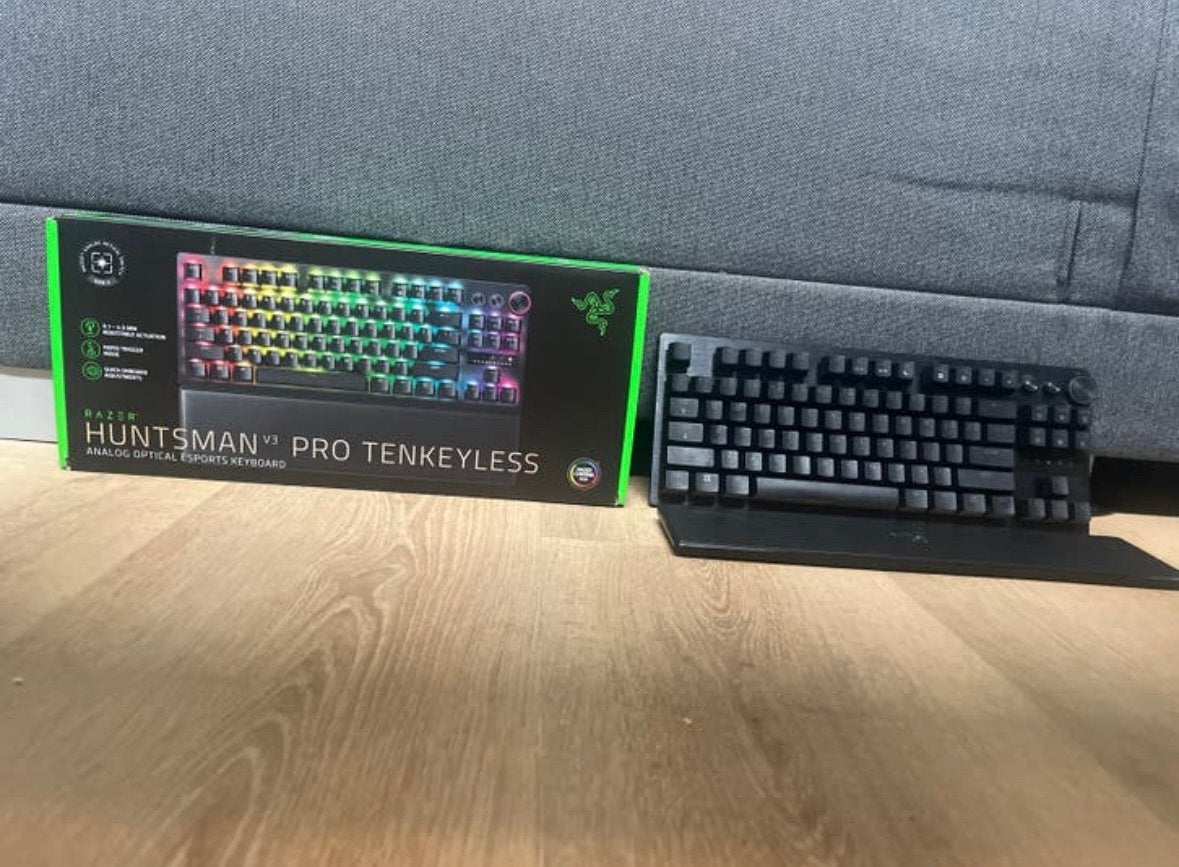 Razer Huntsman V3 Pro Tenkeyless Gaming toetsenbord, Ophalen, Zo goed als nieuw, 3 tot 4 Ghz