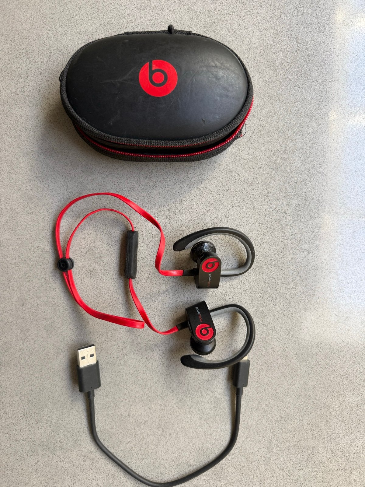 Beats Powerbeats Draadloze In-ear Koptelefoon Rood, Audio, Tv en Foto, Koptelefoons, In-ear, Gebruikt, Bluetooth, Beats