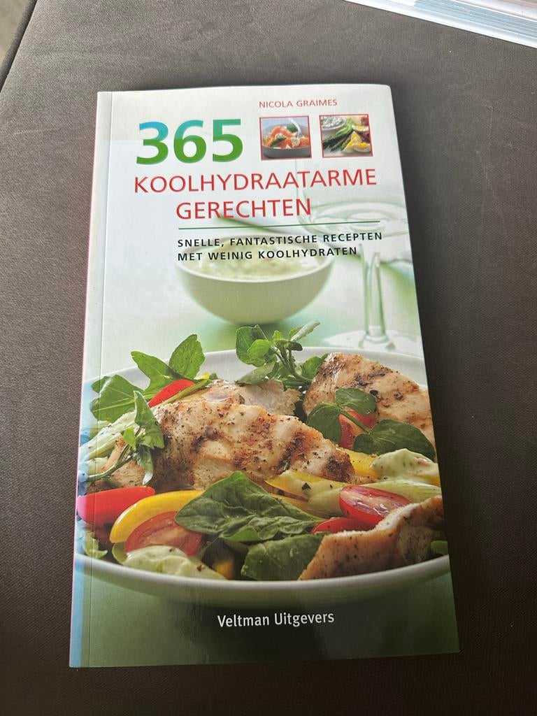 365 Koolhydraatarme Gerechten - Nicola Graimes, Boeken, Voorgerechten en Soepen, Ophalen of Verzenden, Zo goed als nieuw, Gezond koken