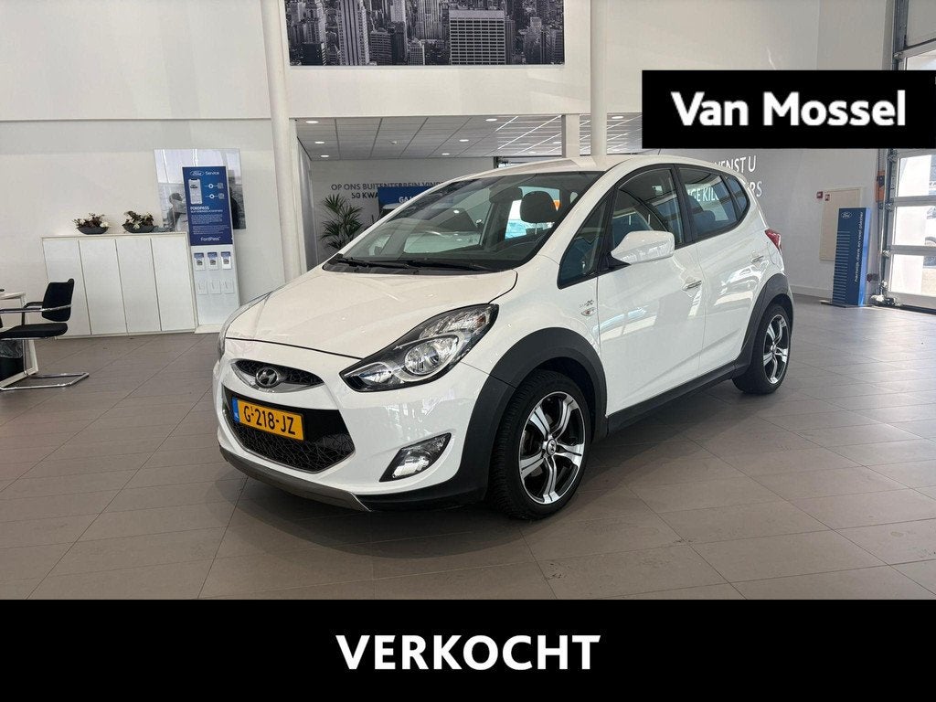 Hyundai ix20 1.6i i-Vision AUTOMAAT | PARKEER SENSOREN ACHTE, Auto's, Hyundai, 1591 cc, 4 cilinders, Wit, 550 kg