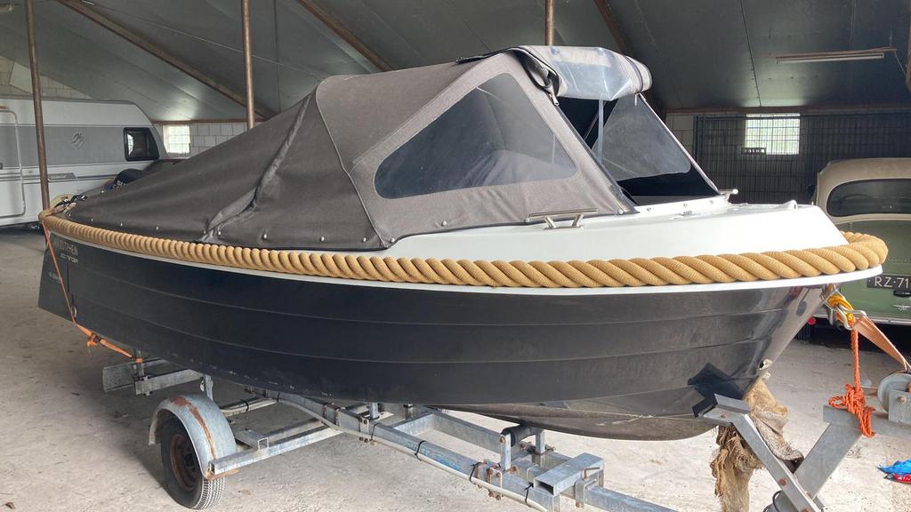 Van Zutphen tender 500 incl 15 pk motor en incl trailer, Ophalen, 10 tot 30 pk, Zo goed als nieuw, 3 tot 6 meter