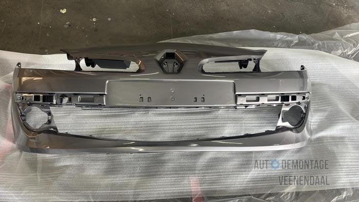Voorbumper van een Renault Clio (TEKNG), Auto-onderdelen, -, Renault, -, Nieuw