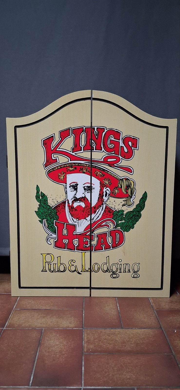 Kings Dartbord Set met Pijlen, Reserveonderdelen en Dartmat, Ophalen, Gebruikt, Dartbord met pijlen