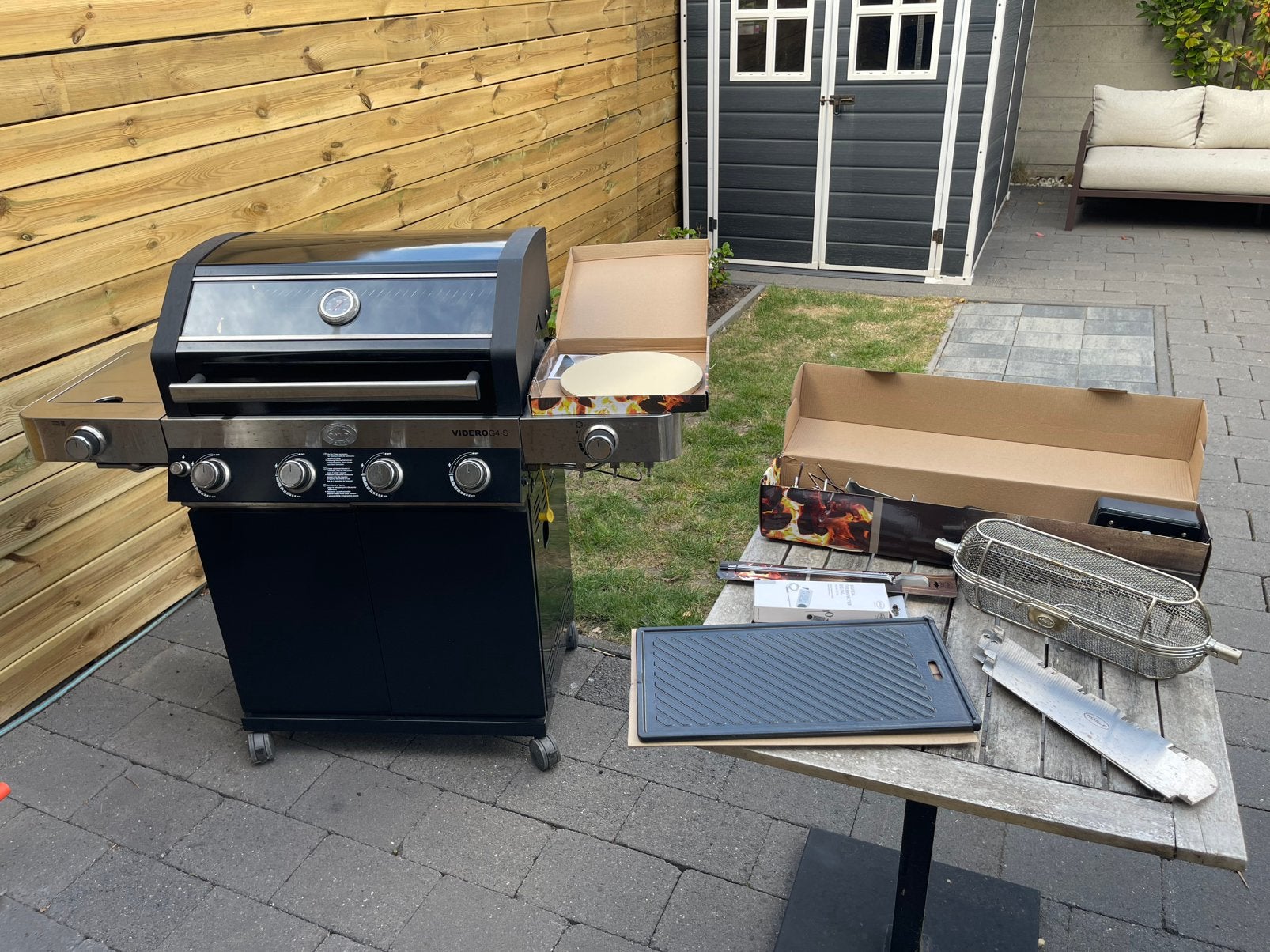 Rösle Videro G4-S Gas Grill + Complete BBQ Package, Ophalen, Gebruikt