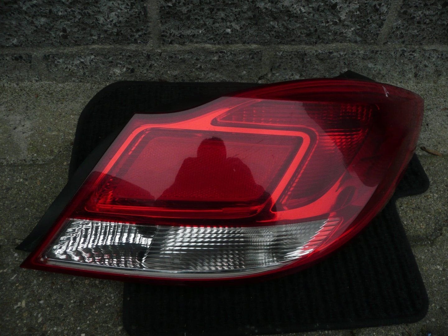Opel Insignia A Achterlicht Rechts RA Sedan 13226839, Auto-onderdelen, Gebruikt, -, -, Opel