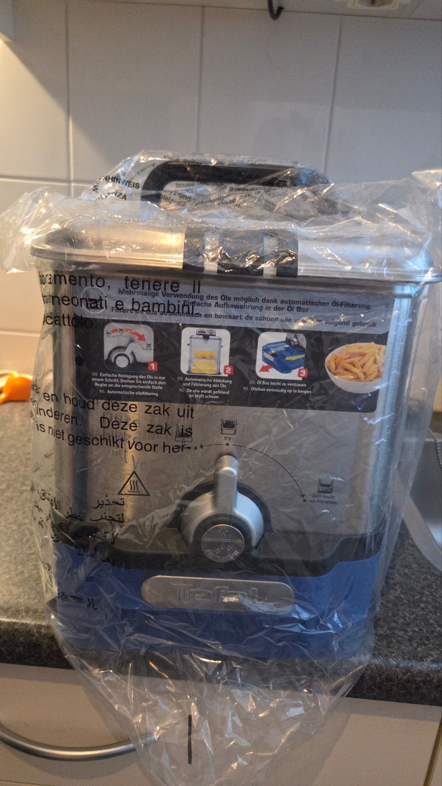 Tefal Friteuse met Automatische Oliefilte, 2 tot 3 liter, Ophalen of Verzenden, Nieuw, Uitneembare binnenpan