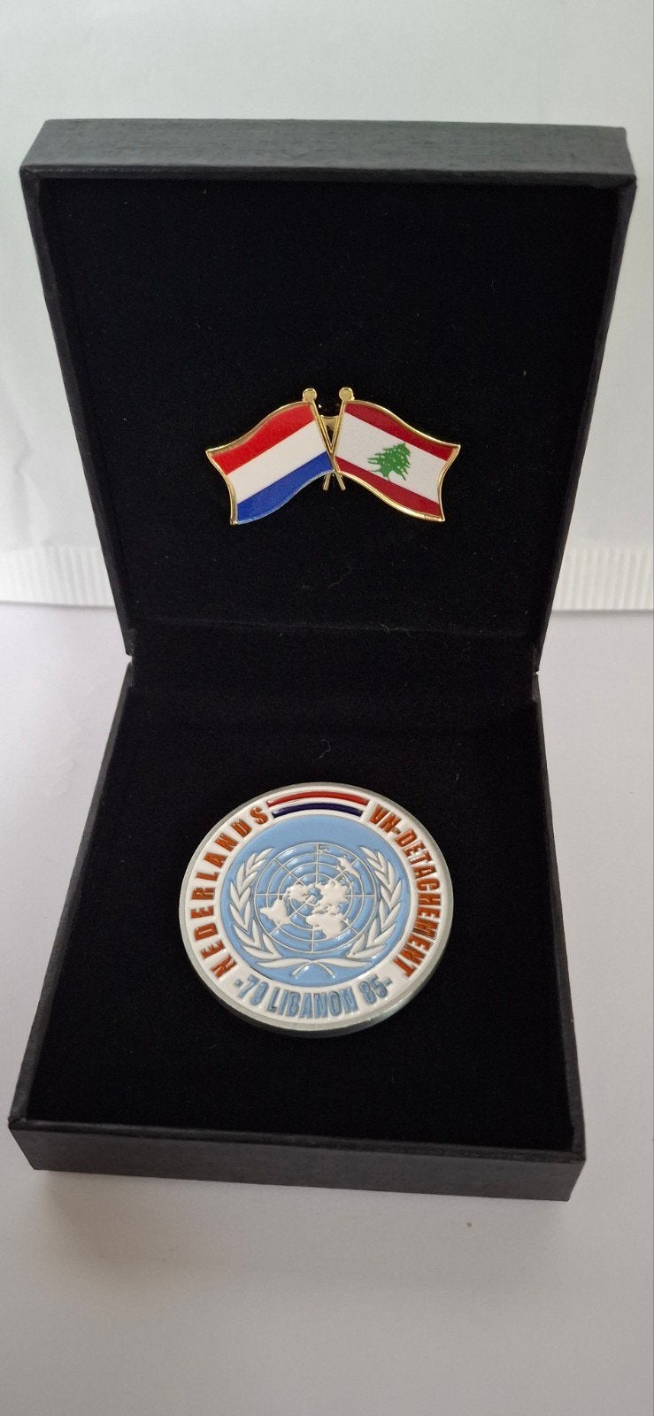Pin en coin unifil Libanon, Ophalen of Verzenden, Landmacht, Nederland, Embleem of Badge