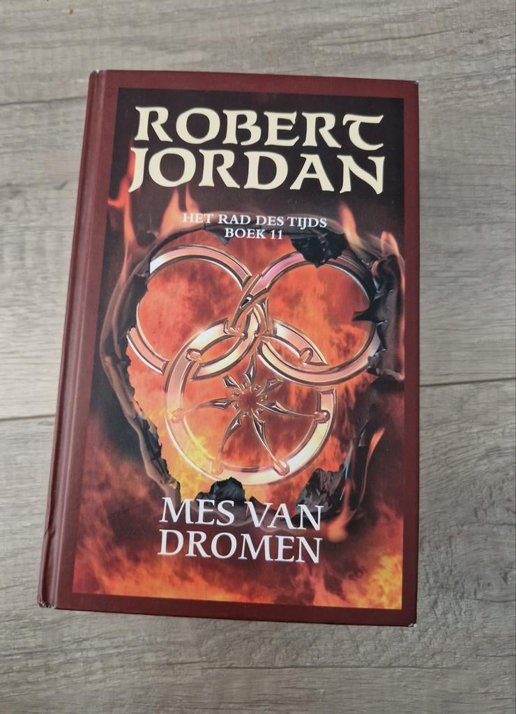 Robert jordan boek mes van dromen rad des tijds deel 11, Boeken, Fantasy, Ophalen of Verzenden, Zo goed als nieuw