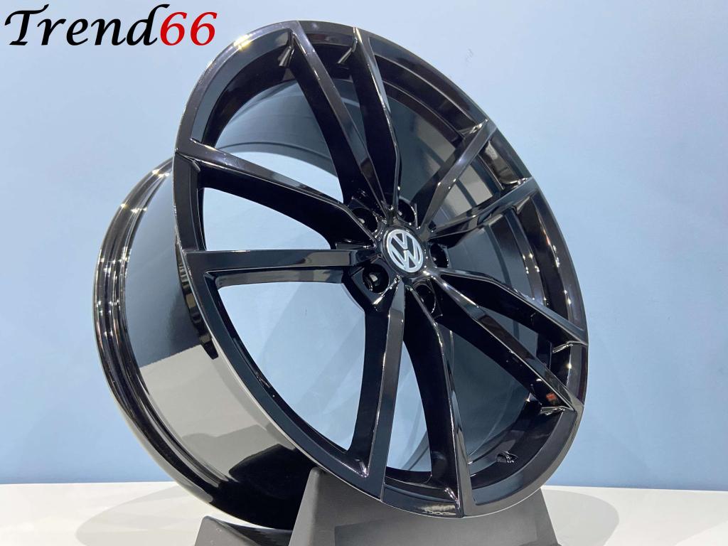 5x100 17'' Velgen Pretoria Vw Polo 2G 9N GTI Skoda Seat Audi, Niet ingevuld, 215 mm, Velg(en), Niet ingevuld